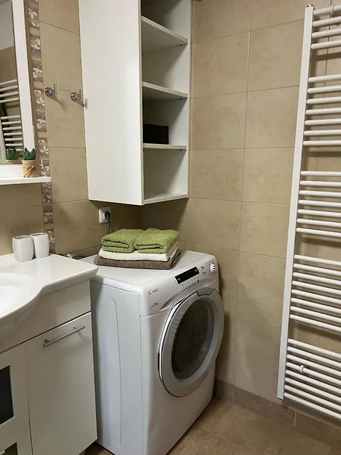 Apartmani Pernjak Mandre