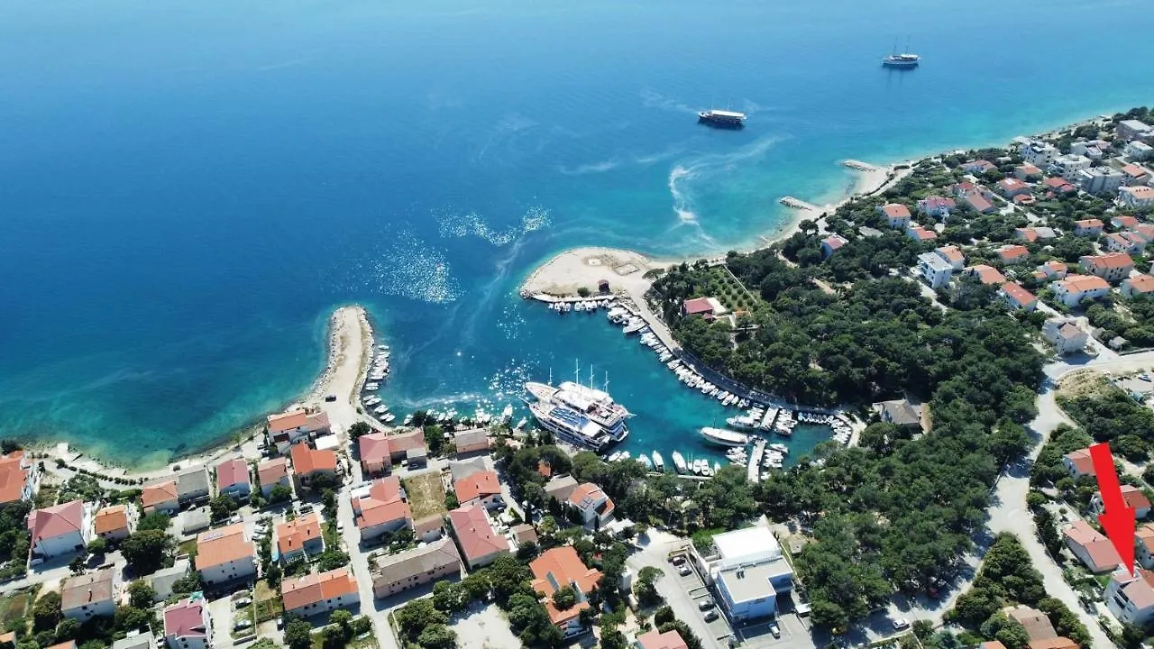 Apartmani Pernjak Mandre Apartment