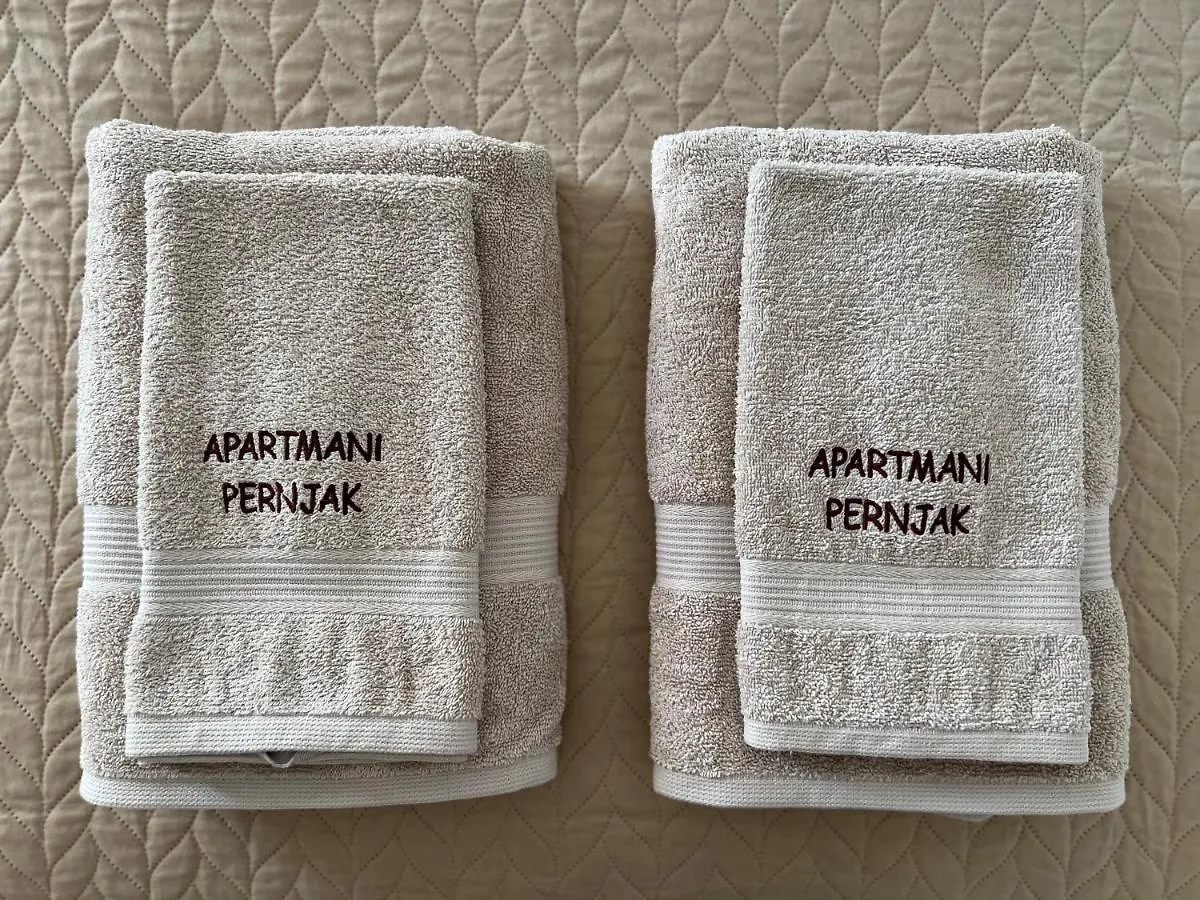 Apartmani Pernjak Mandre 0*,  Croatia