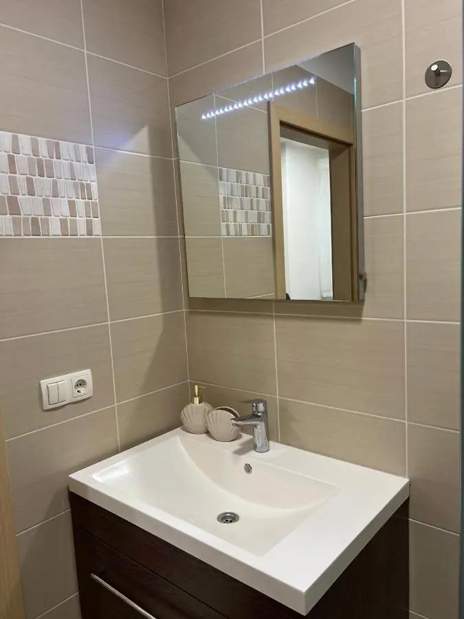 Apartmani Pernjak Mandre