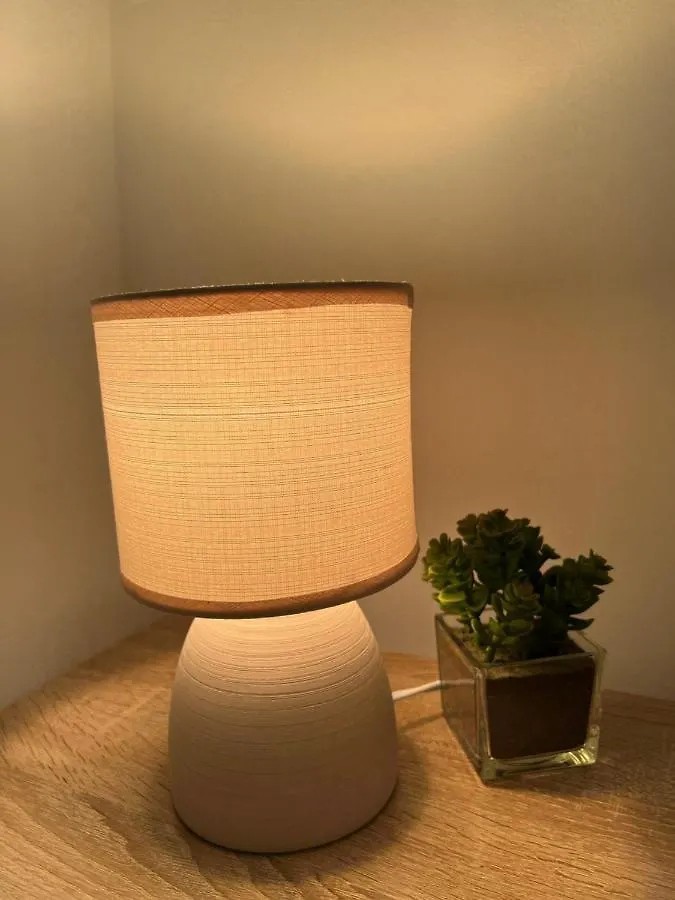 Apartmani Pernjak Mandre 0*,