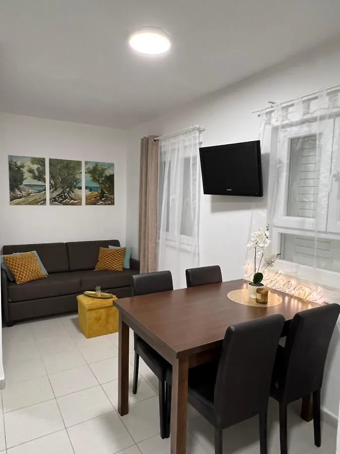 Apartmani Pernjak Mandre Croatia