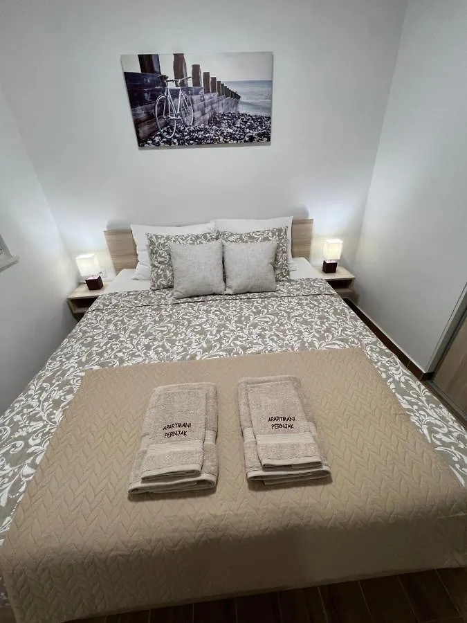 Apartmani Pernjak Mandre 0*,  Croatia