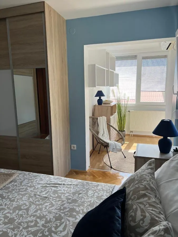 Apartmani Pernjak Mandre